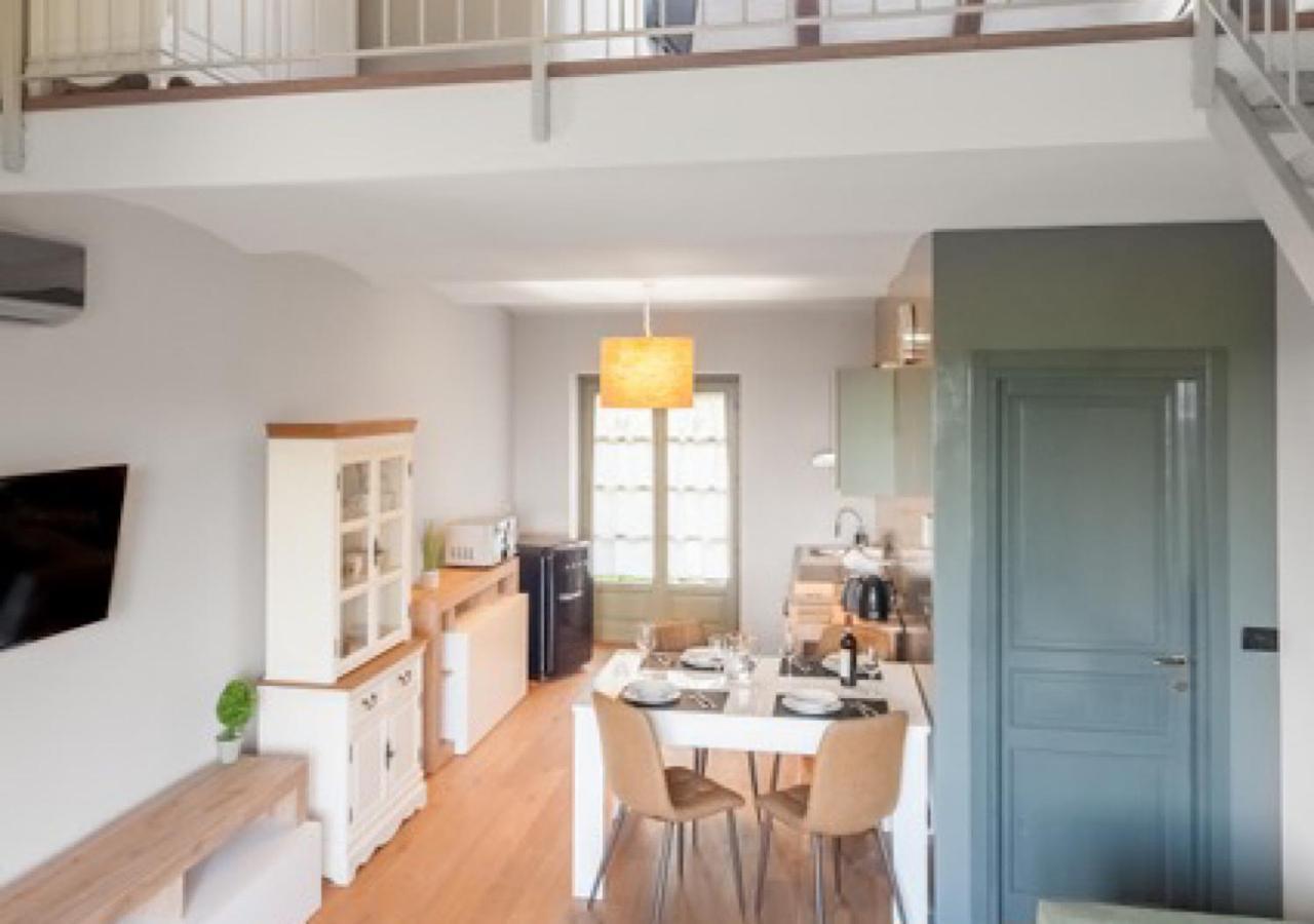 Charming Loft Golf Club Barolo Apartment Novello Bagian luar foto